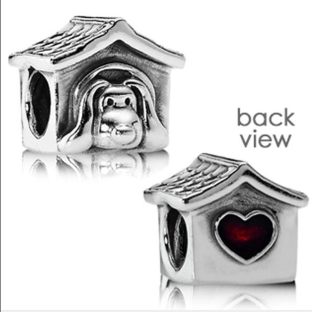 Pandora Dog in house Charm